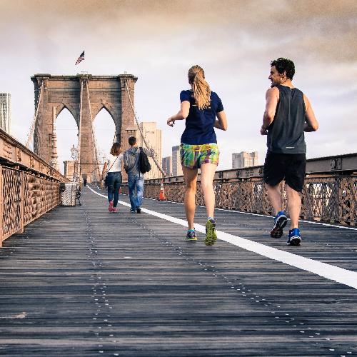 Всемирный день бега: что из себя представляет, и как его можно отмечать?