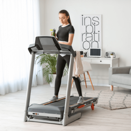 Как бегать на беговой дорожке?