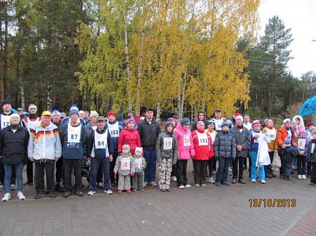 Забег Кросс на Фестивале спорта, посвященном Дню пожилых людей