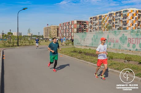 Забег parkrun МЕГА ПАРК Кудрово